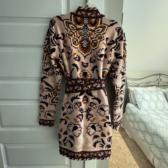 FARM Rio Pink and Black Floral Long Sleeve Dress - Picture 6 of 8